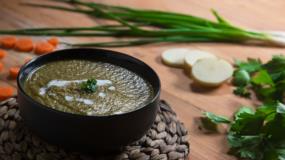 طريقة عمل شوربة الخضار المطحونة