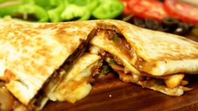 طريقة عمل كاساديا شرائح اللحم