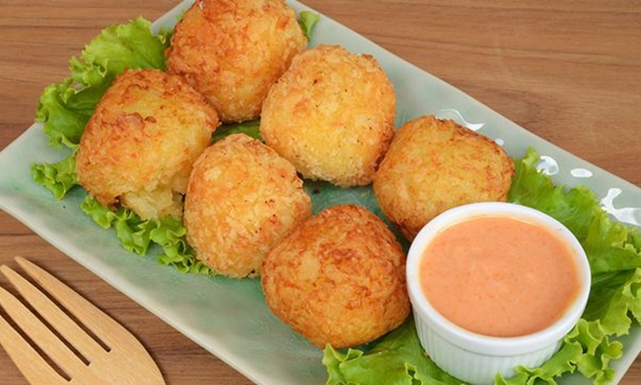 طريقة كرات البطاطا بالدجاج موضوع