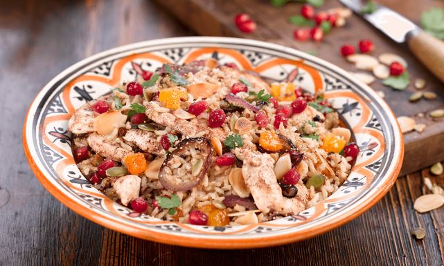 طريقة عمل دجاج شرقي مع الخضار والأرز