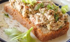 طريقة عمل طبق التونة بالخضار المصري للرجيم