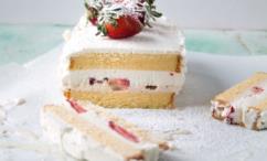 طريقة عمل تورتة الآيس كريم بالفراولة