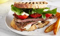 طريقة عمل ساندويتش الستيك المشوي بالروزماري