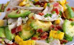طريقة عمل سلطة الأفوكادو بالدجاج