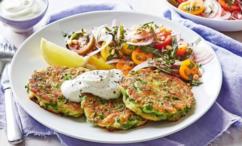 طريقة عمل سلطة كعكات جبن الحلوم والخضار