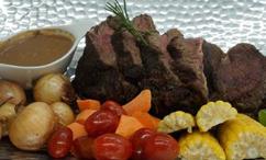 طريقة عمل فيليه لحم البقر مع الخضار