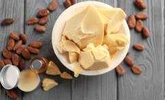 أضرار زبدة الكاكاو للشعر