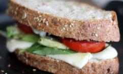 طريقة عمل شطائر الجبن المشوي بالتركي بالمارتديلا