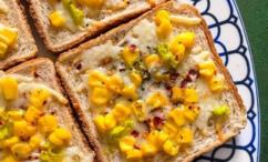 طريقة عمل توست حار بالجبن والذرة