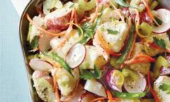 طريقة عمل سلطة ملونة بالبطاطس