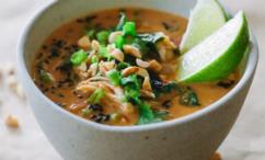 طريقة عمل حساء الأرز والدجاج بالكاري