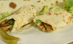 طريقة عمل خبز الشاورما