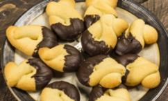 طريقة عمل البسكويت الإيطالي بالشوكولا