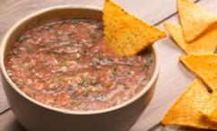 طريقة عمل تغميسة صلصة الطماطم المكسيكية