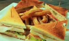 طريقة عمل كلوب ساندويتش الدجاج