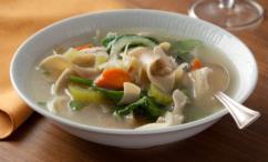 طريقة عمل شوربة الكوسة و الكرات