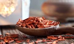 فوائد خشب الصندل للمهبل