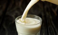 أضرار الحليب للشعر