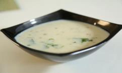 طريقة عمل شوربة السلق بالكريمة