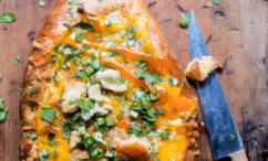 طريقة عمل الخبز الفرنسي المحشو بالسبانخ وجبن الفيتا