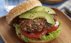 طريقة عمل برجر التونة الحار بالصويا