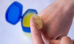 فوائد الفازلين للعضو الذكري