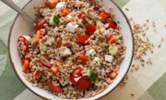 طريقة عمل سلطة قمح الفارو على طريقة بلاد البحر المتوسط