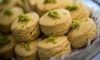 طريقة عمل الغريبة بالفستق الحلبي