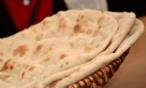 طريقة عمل خبز حار