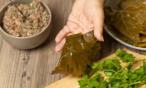 طريقة عمل خروف محشي ورق عنب