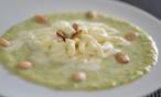طريقة عمل شوربة الكوسا بجبنة البارميزان