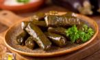 طريقة عمل ورق عنب حامض حلو