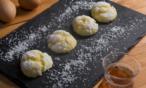 طريقة عمل غريبة جوز الهند بالسميد