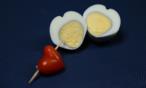 كيف تصنعين شكل قلب من البيض المسلوق