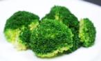 طريقة سلق البروكلي بالبخار
