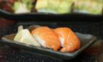 طريقة عمل سوشي السلمون “نيغيري”