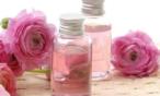 فوائد زيت الورد لشعر الأطفال
