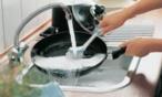 4 طرق لتنظيف الأواني المحروقة بسهولة.. تعرّفي عليهم !