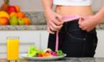 سيدة توقفت عن تناول هذه الأطعمة، وحصلت على بطن مشدود في شهر