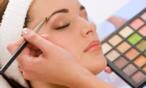 هذه هي أفضل طريقة للحفاظ على مكياجك من حرارة الصيف