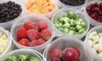 هل الفواكه والخضروات الطازجة أفضل من المجمدة والمعلبة؟