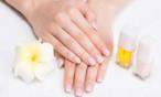 تخلّصي من المانيكير في المنزل بهذه الطرق الطبيعية !