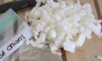 طريقة تجميد البصل المفروم !