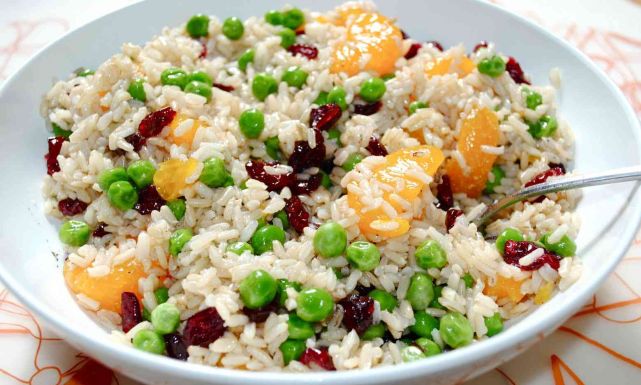 طريقة عمل سلطة الأرز بالمايونيز: سلطات سهلة: