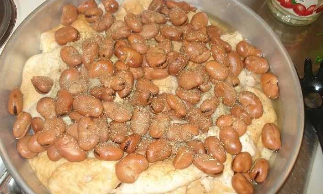 طريقة عمل ثريد الباقلاء (الفول)