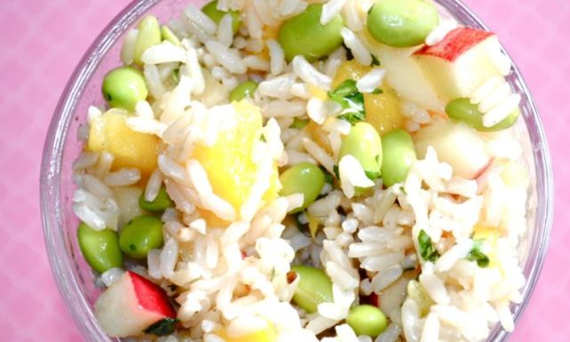 طريقة عمل سلطة الأرز بالتفاح