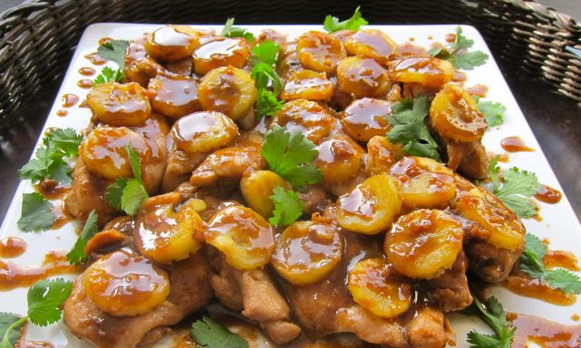 طريقة عمل الدجاج بالموز
