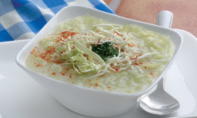 طريقة عمل شوربة الملفوف