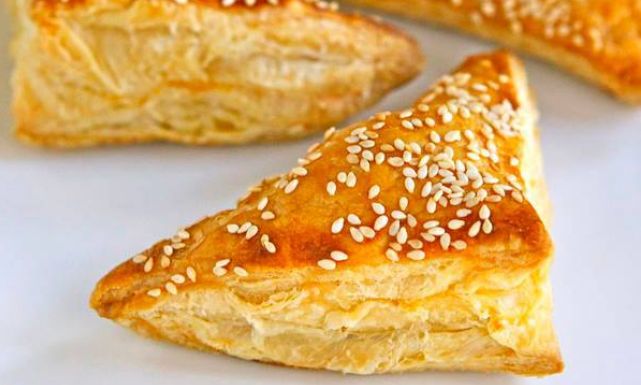 طريقة عمل فطيرة الجبنة بالبندق