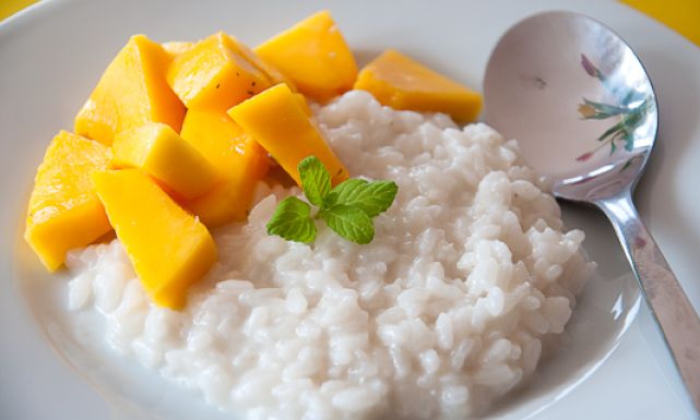 طريقة عمل أرز بحليب جوز الهند
